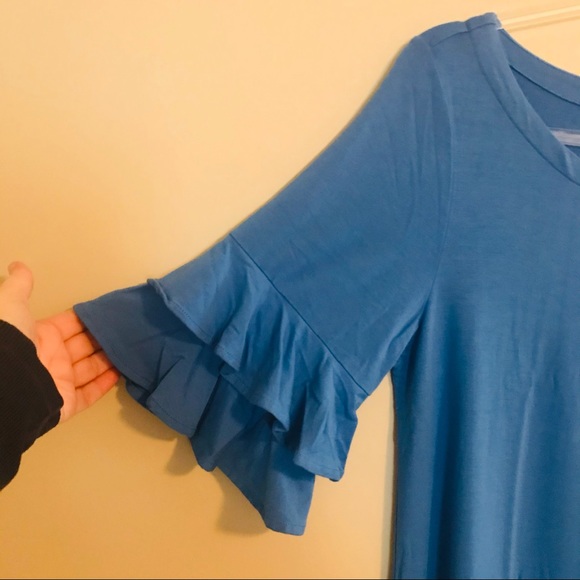 LILLY PULITZER | Med | Ruffled Sleeves! - Picture 4 of 14